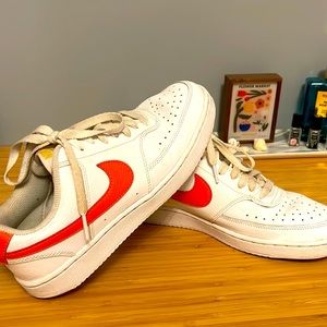 NIKE orange and white 5424 women’s sneaker size 9